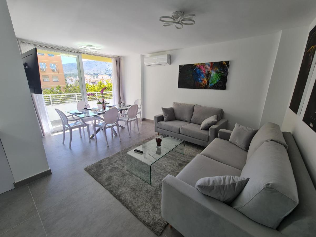 Apartment Modern 3 Bedroom Luxury In *