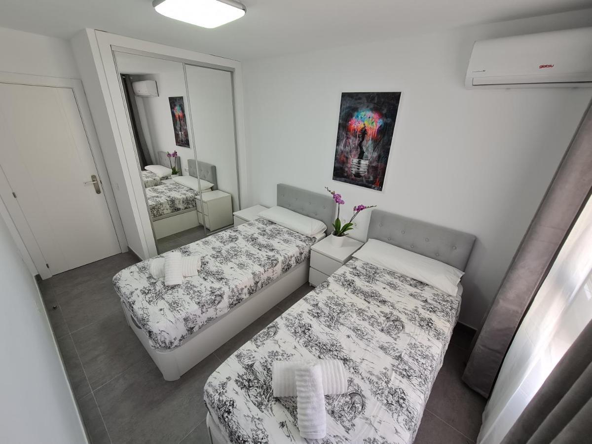 Apartment Modern 3 Bedroom Luxury In
